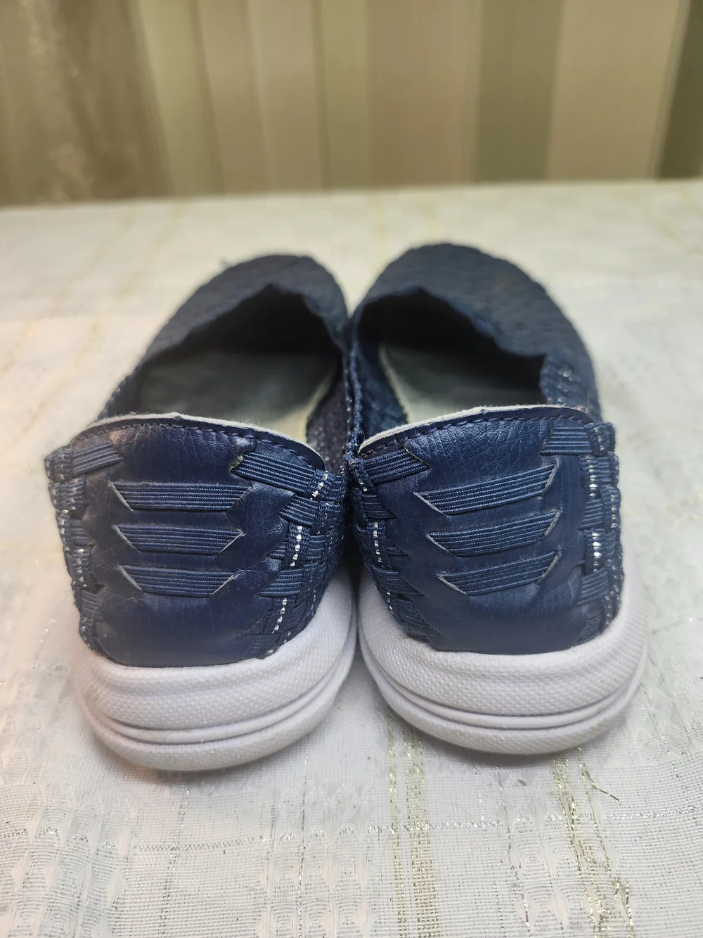Everlast Women's Navy Woven Slip-On Loafers